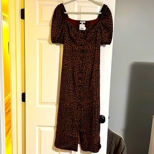 Beautiful puff sleeves dress